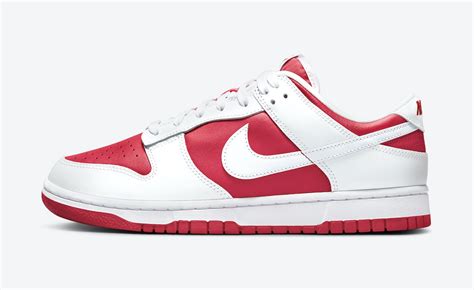 reverse university red dunk low